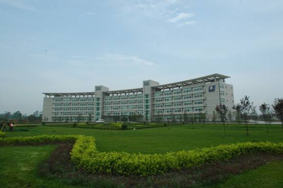 中科院成都光電研究所與成都奧邁科技簽訂去離子水機合作協(xié)議！